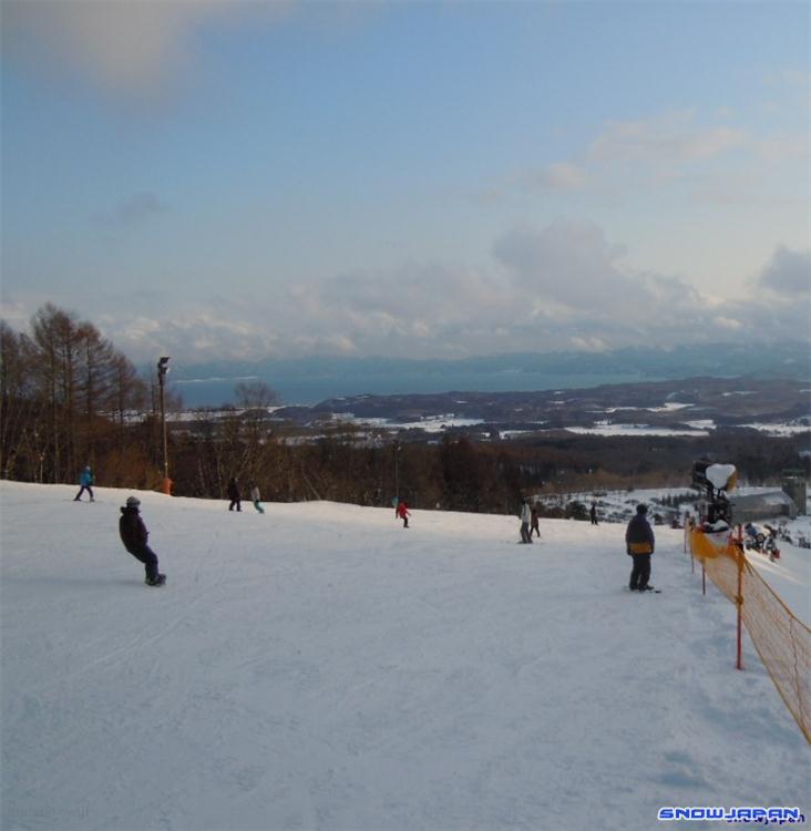 Hoshino Resorts Alts Bandai photos | Japan ski photos | Bandai Town ...